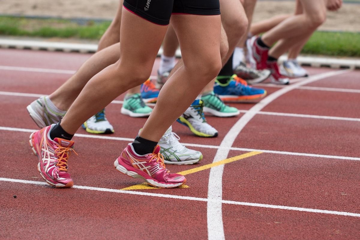 Fizioloģiskās novirzes sportistu organismā, veicot darbu karstumā Fizioloģiskās novirzes sportistu organismā, veicot darbu karstumā