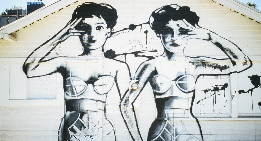 art-graffiti-women-wall-large